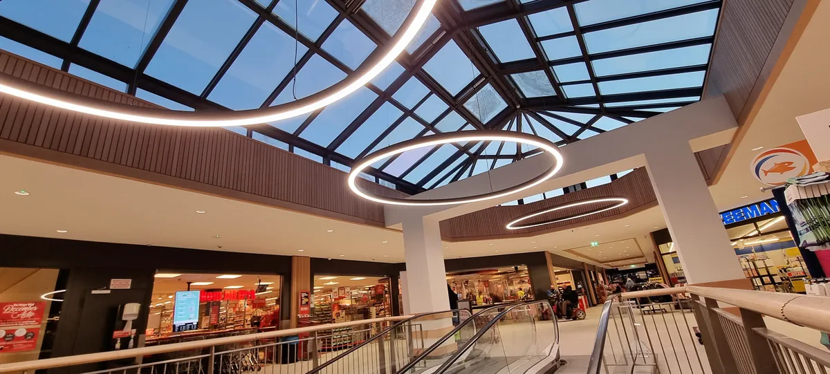 Verbouwing Winkelcentrum de Hogewal gereed